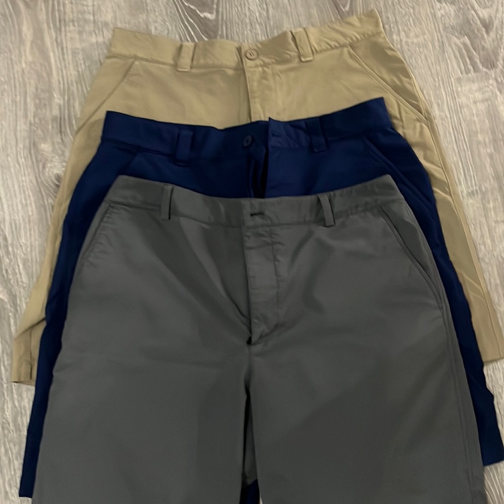 Under armour Golf shorts (3 pair)